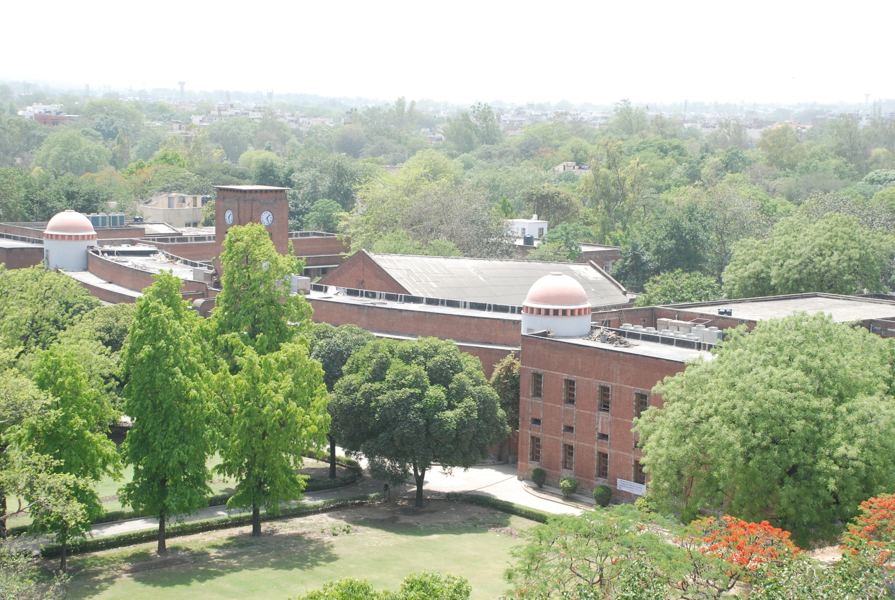 Shri Ram College of Commerce (SRCC)